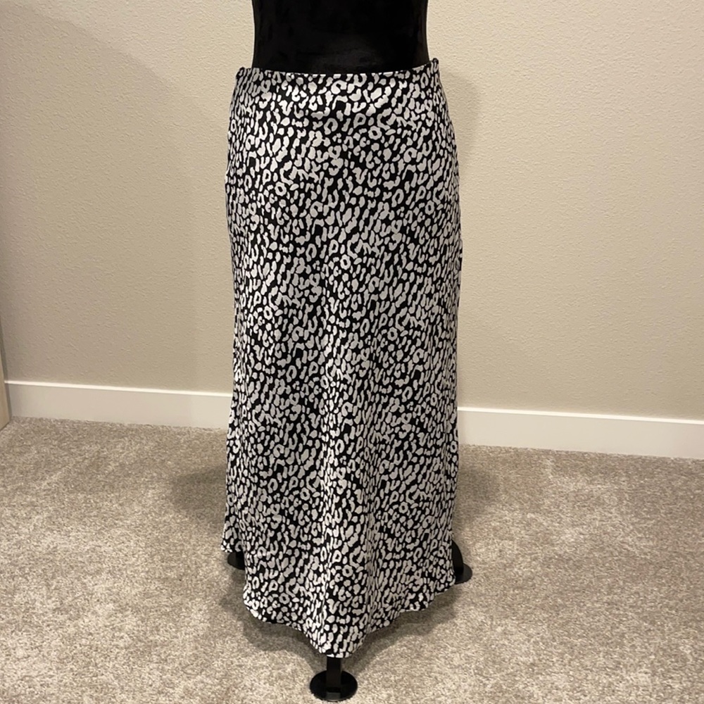 Leopard slip skirt